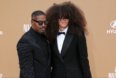 Дочь Джейми Фокса произвела фурор на BET Awards 2026